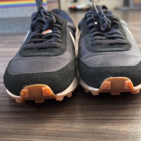 Nike Women's Walking Industrial Shoe - Picture 4 of 6